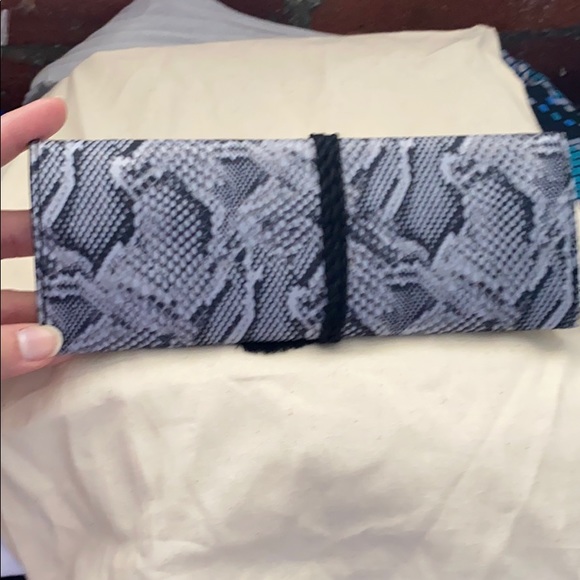 White House black market jewelry travel holder NEW - Picture 3 of 5